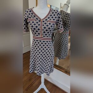 Chic Navy and Cream Patterned Midi Dress